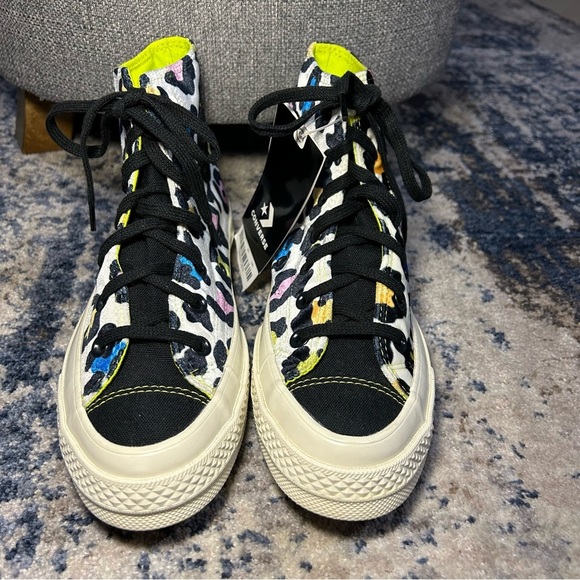 NWT Converse Velvet Rainbow Leopard Chuck Taylor 70 High Top Sneakers Size 7.5 - Picture 4 of 9